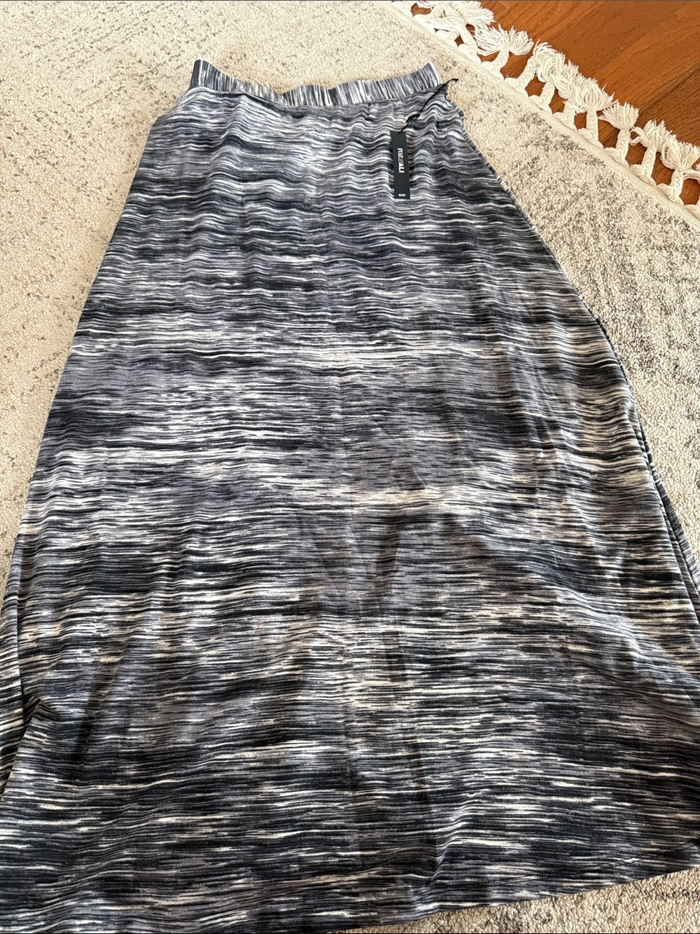 Roz & Ali Black and Gray Space-Dye Maxi Skirt